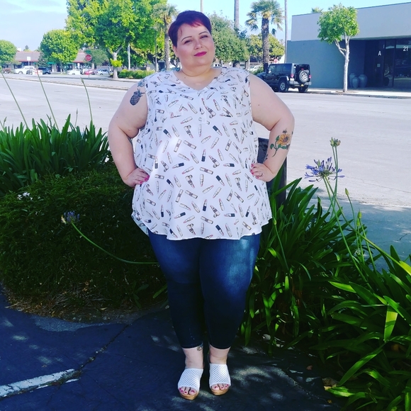 Meet your Posher, Amanda - Picture 6 of 11